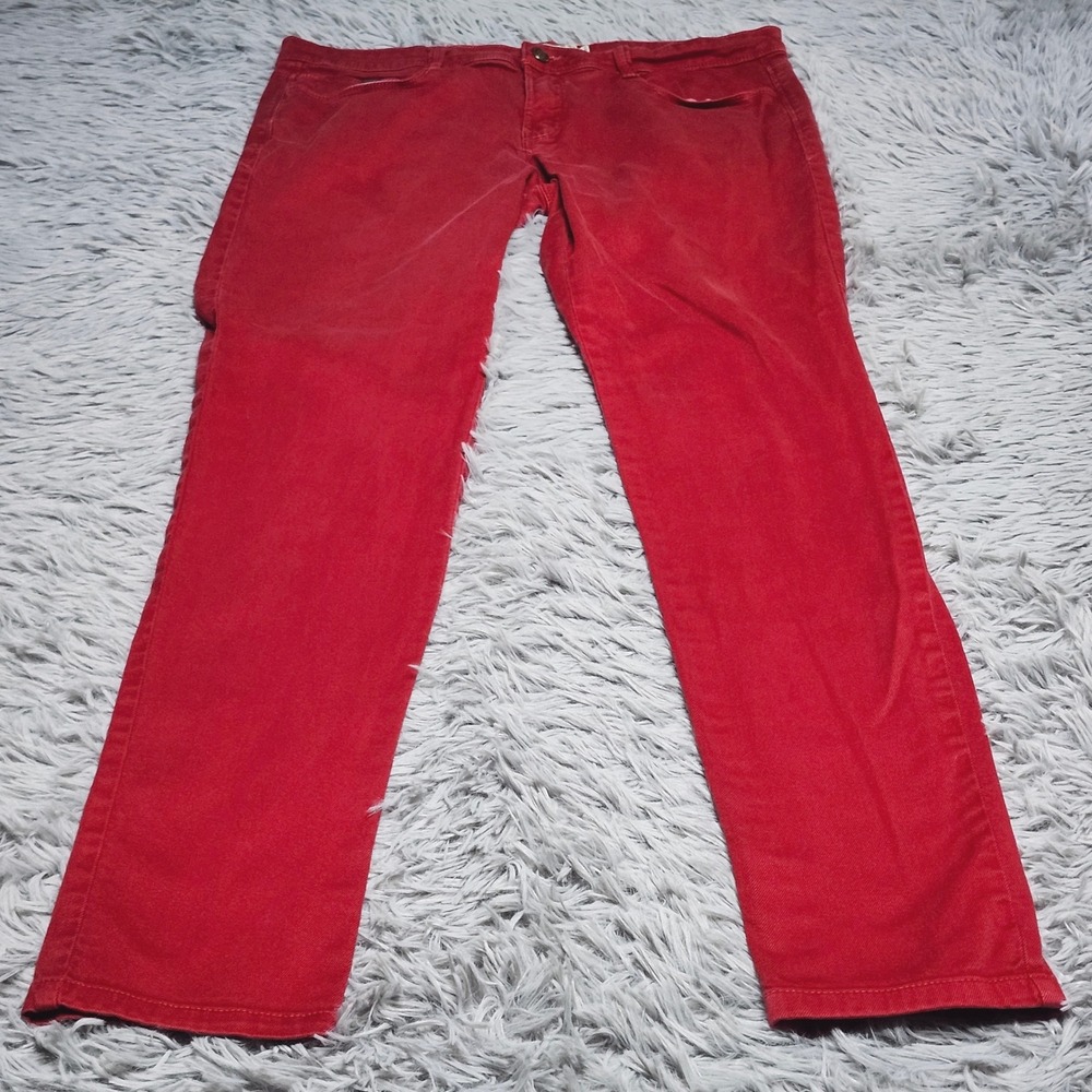 ZARA TRF Core Denim Jeans Womens Size 10 Red Straight Leg Stretch Measures 34x31